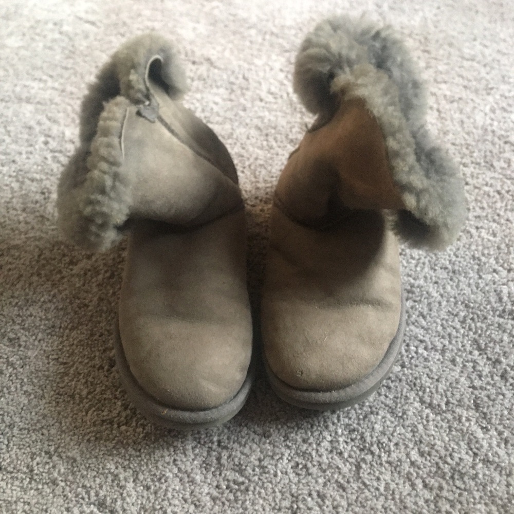 Ugg Bailey Button - image 4